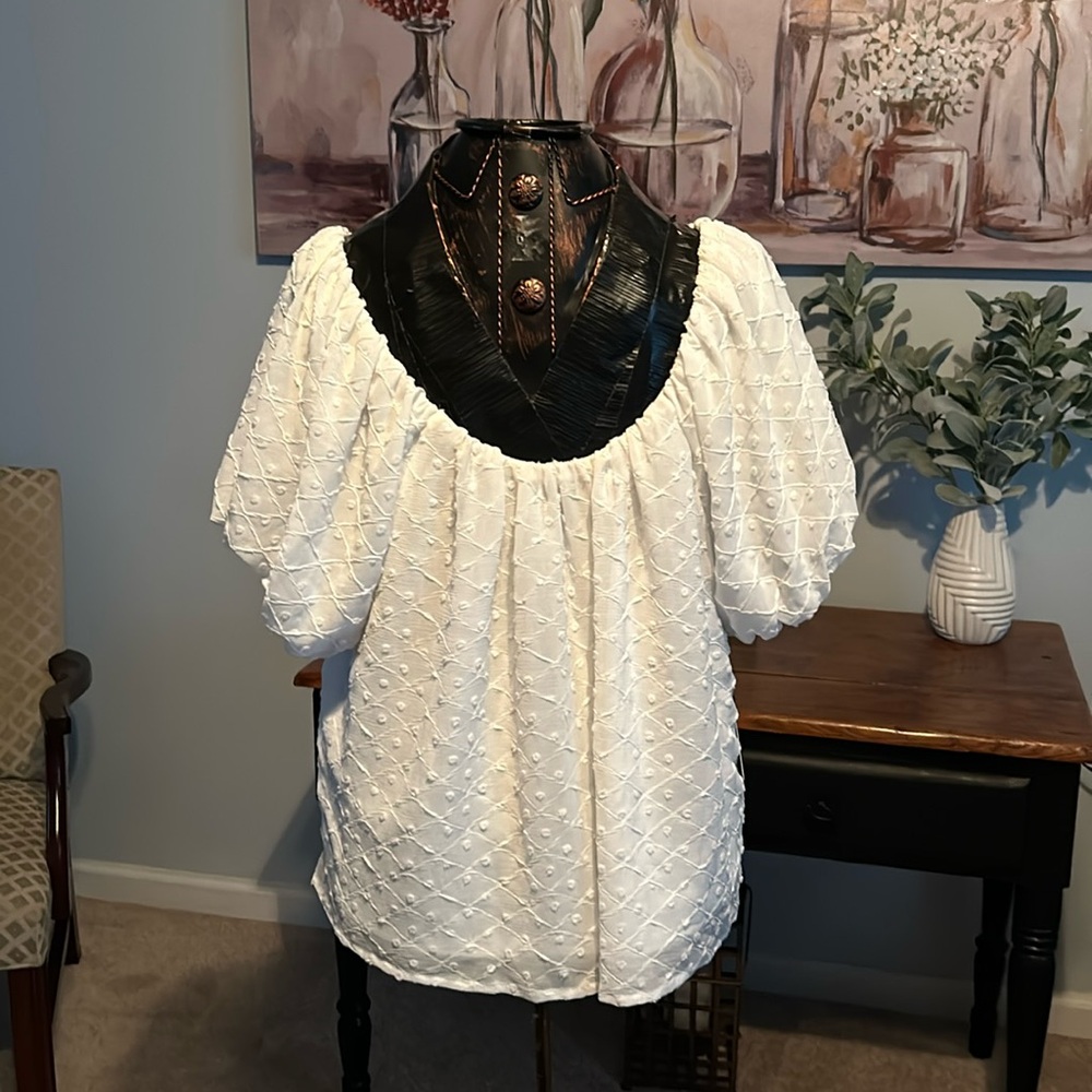 NWT 3rd and Malt Peasant style Top.